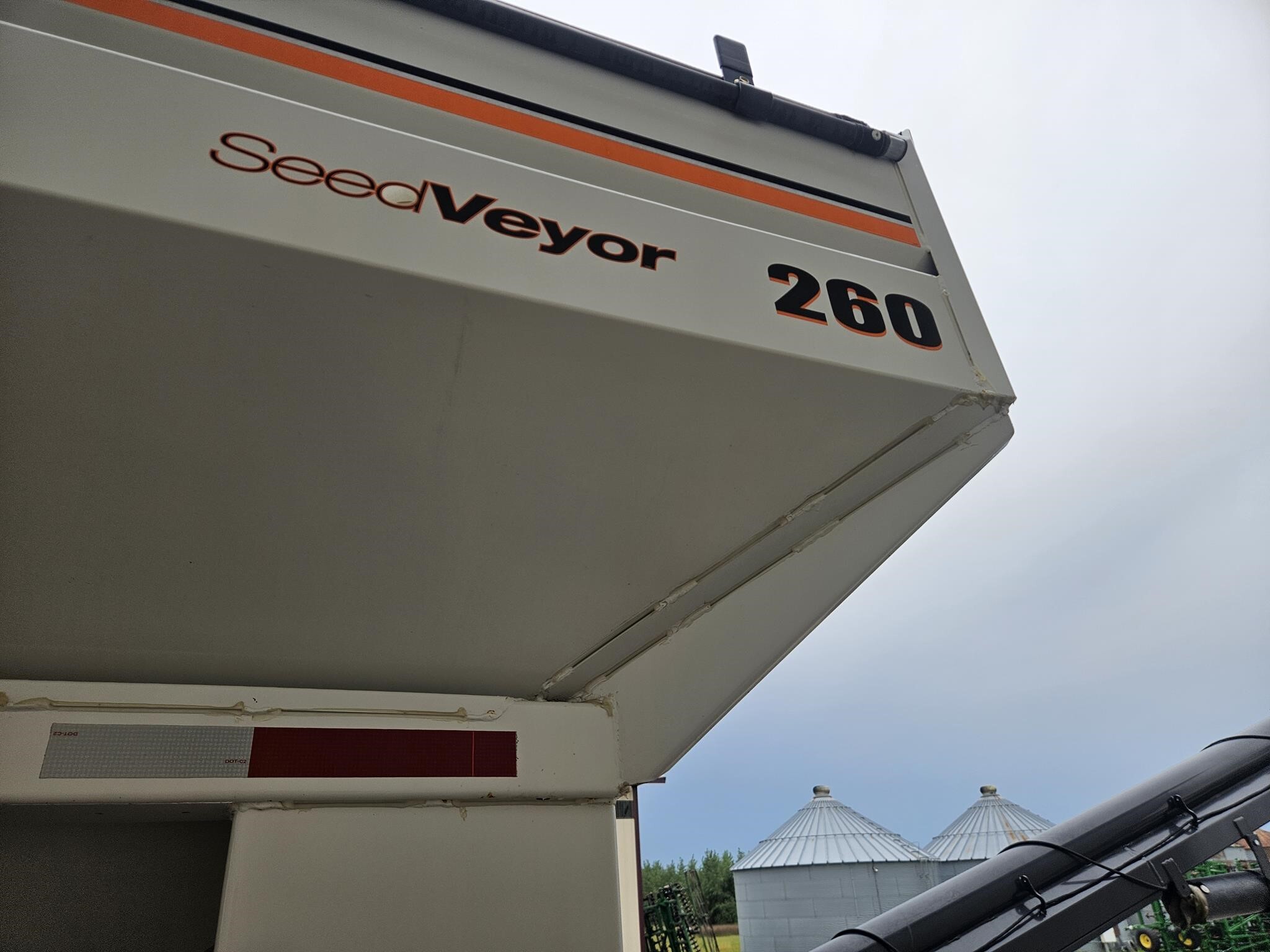  Killbros Seedveyor 260 Seed Tender