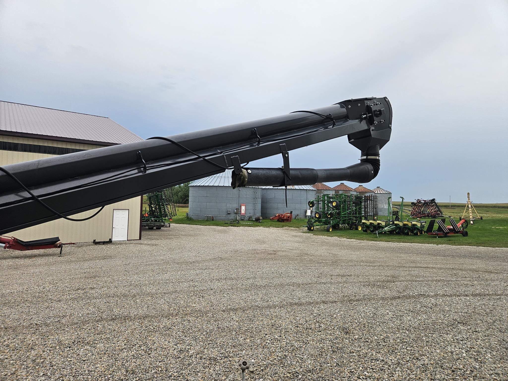  Killbros Seedveyor 260 Seed Tender