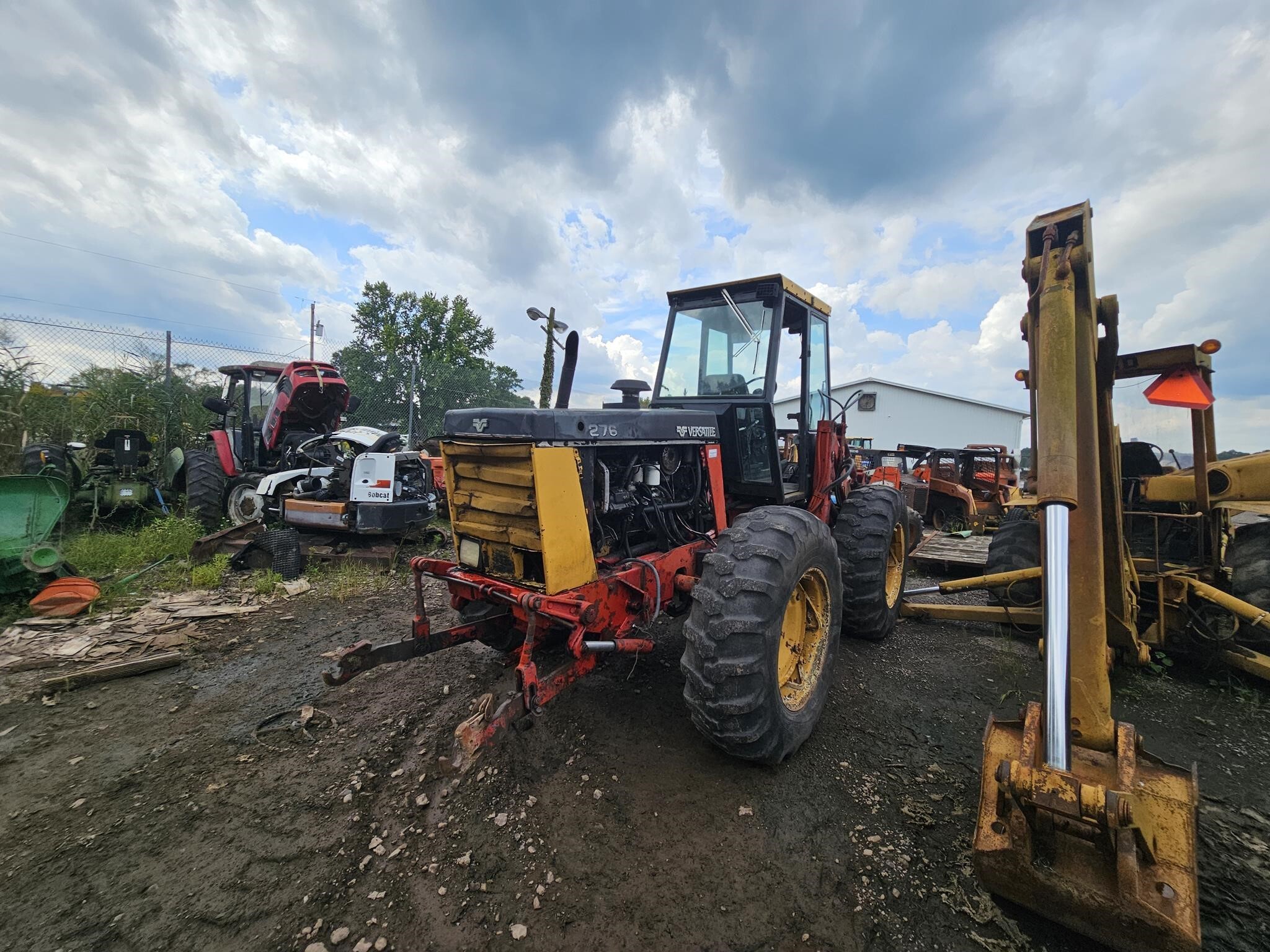1988 Versatile 276 Tractor