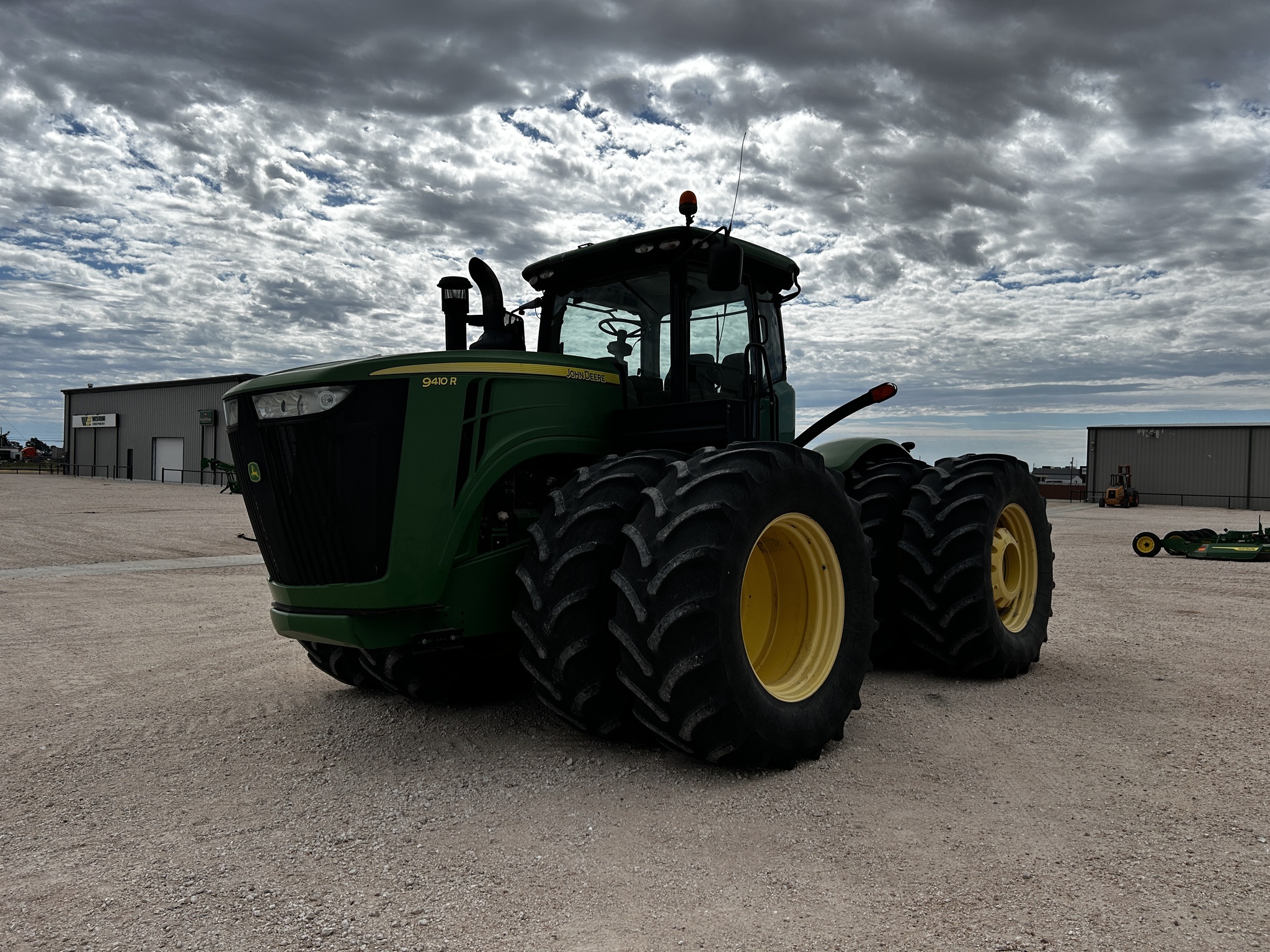 2013 John Deere 9410R Tractor