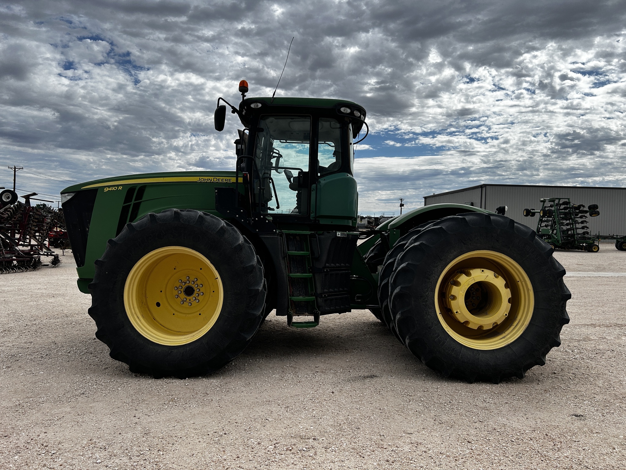 2013 John Deere 9410R Tractor