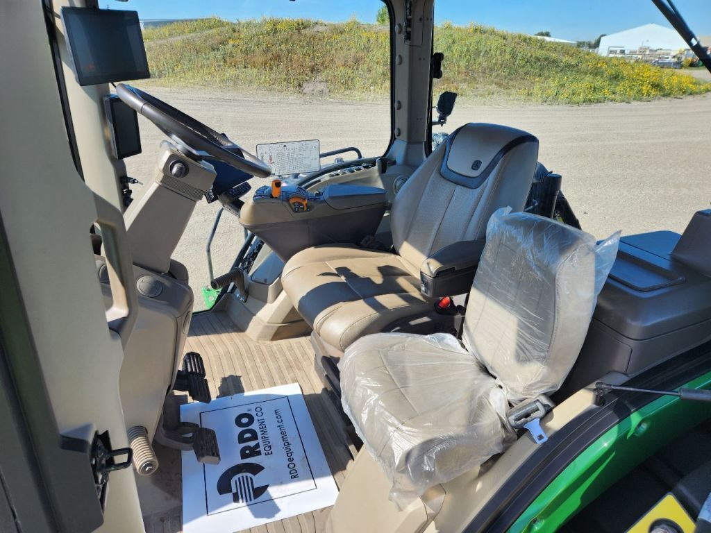 2024 John Deere 8RX 370 Tractor