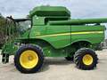 2016 John Deere S670 Combine