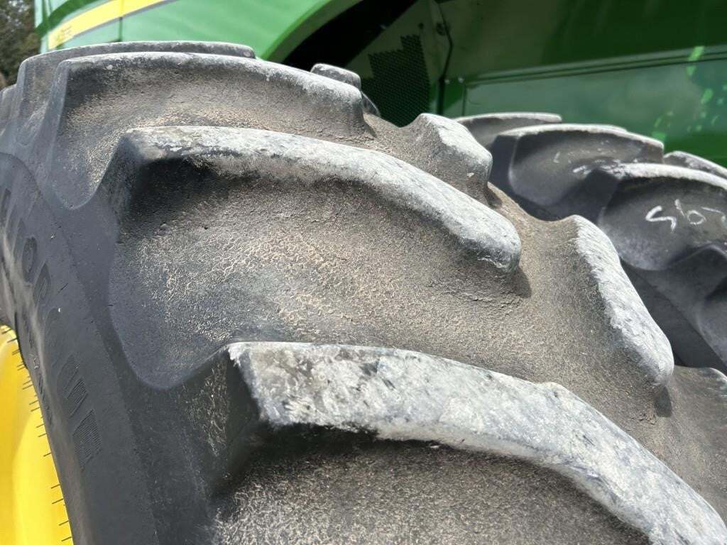 2016 John Deere S670 Combine