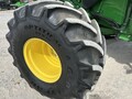 2016 John Deere S670 Combine