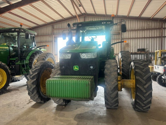 2014 John Deere 8370R Tractor