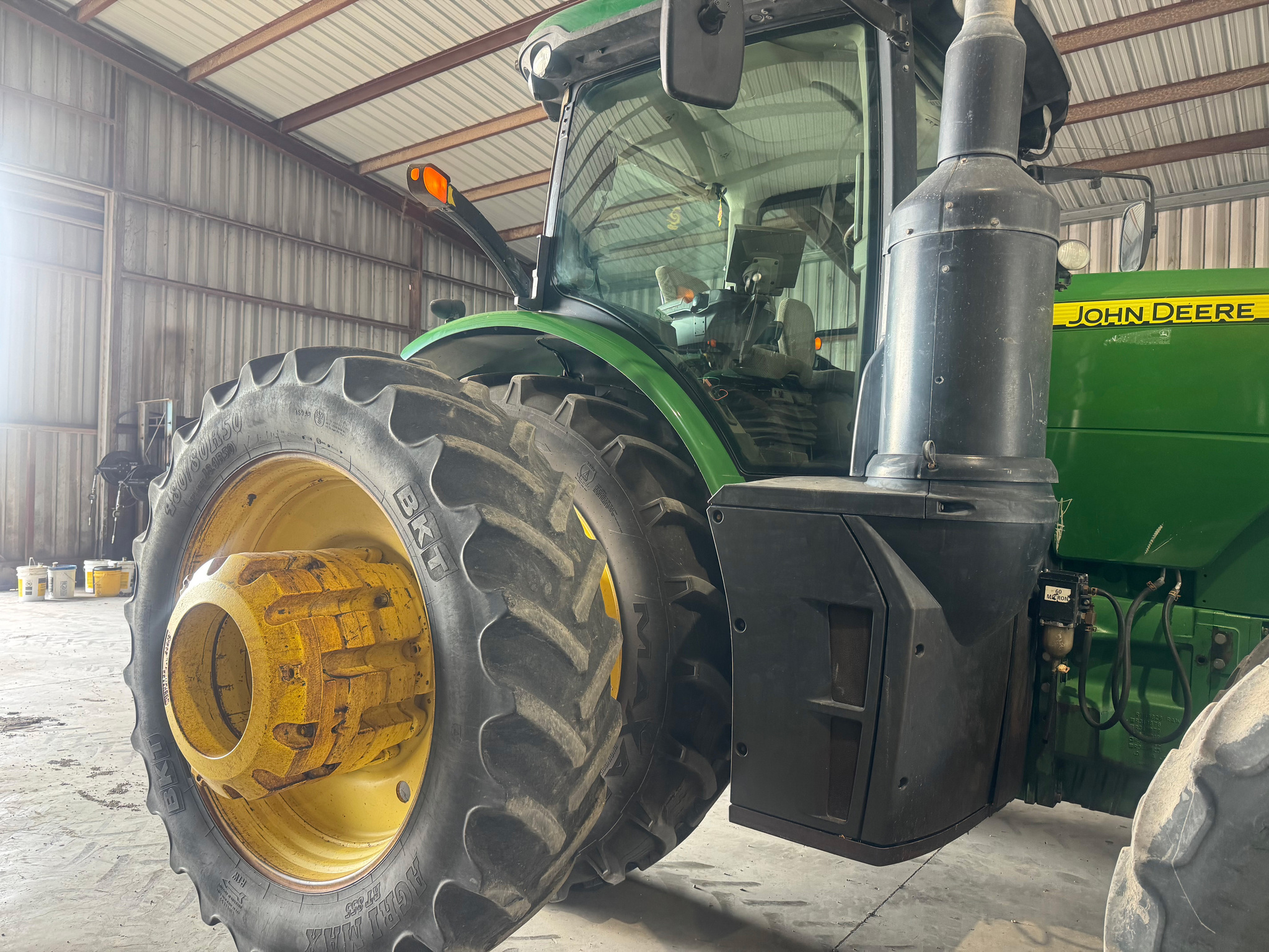 2014 John Deere 8370R Tractor