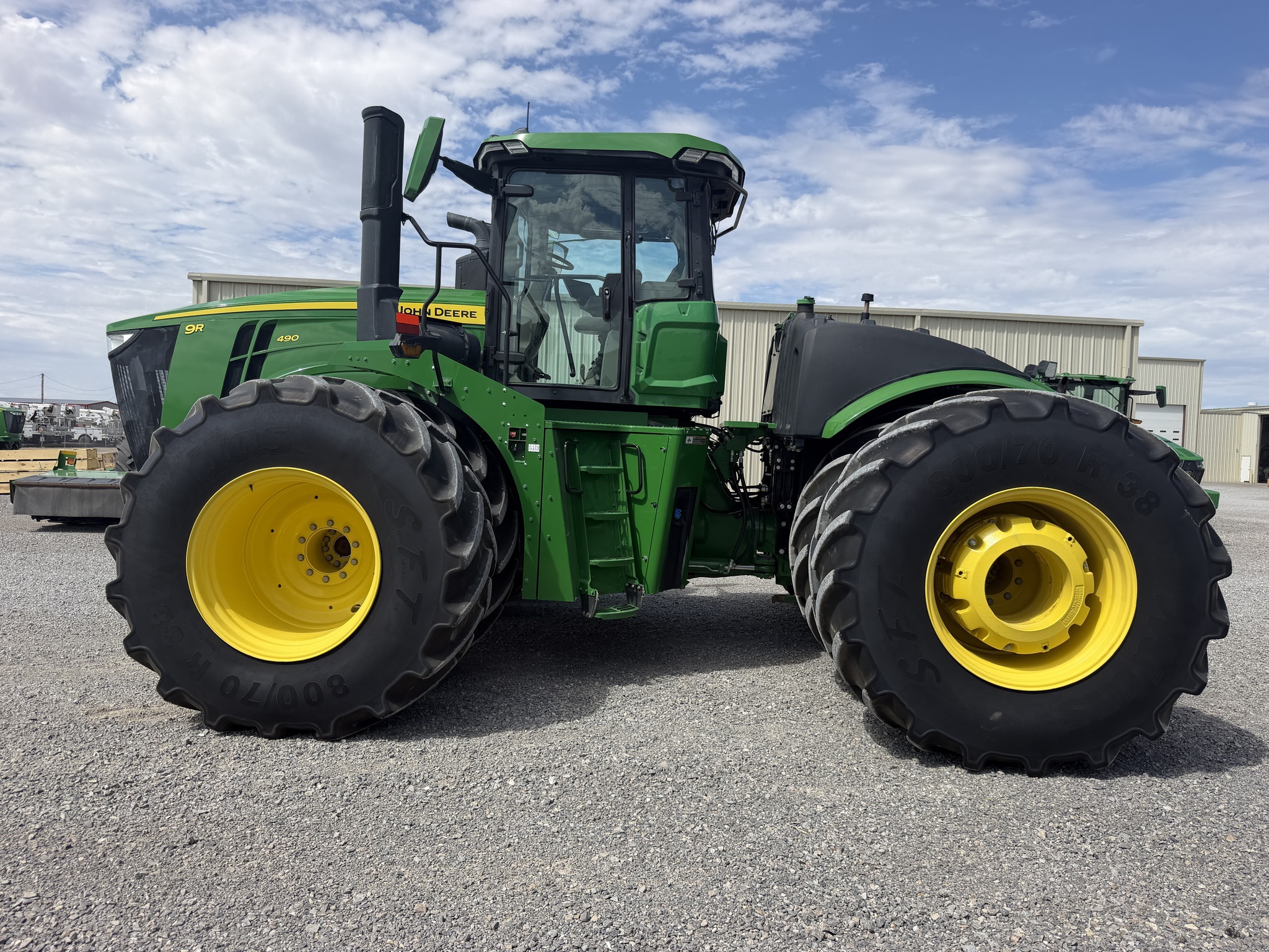 2023 John Deere 9R 490 Tractor