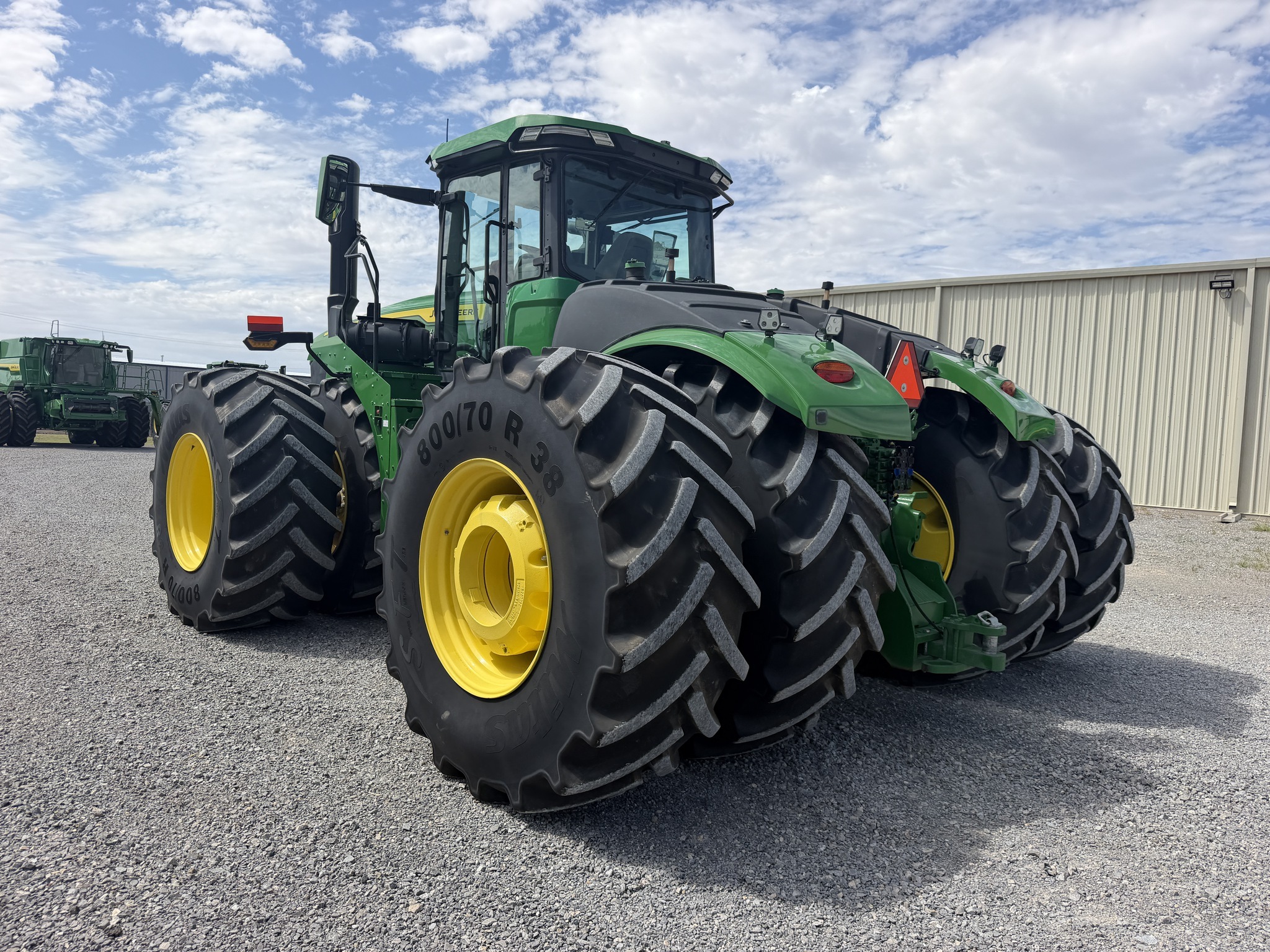 2023 John Deere 9R 490 Tractor
