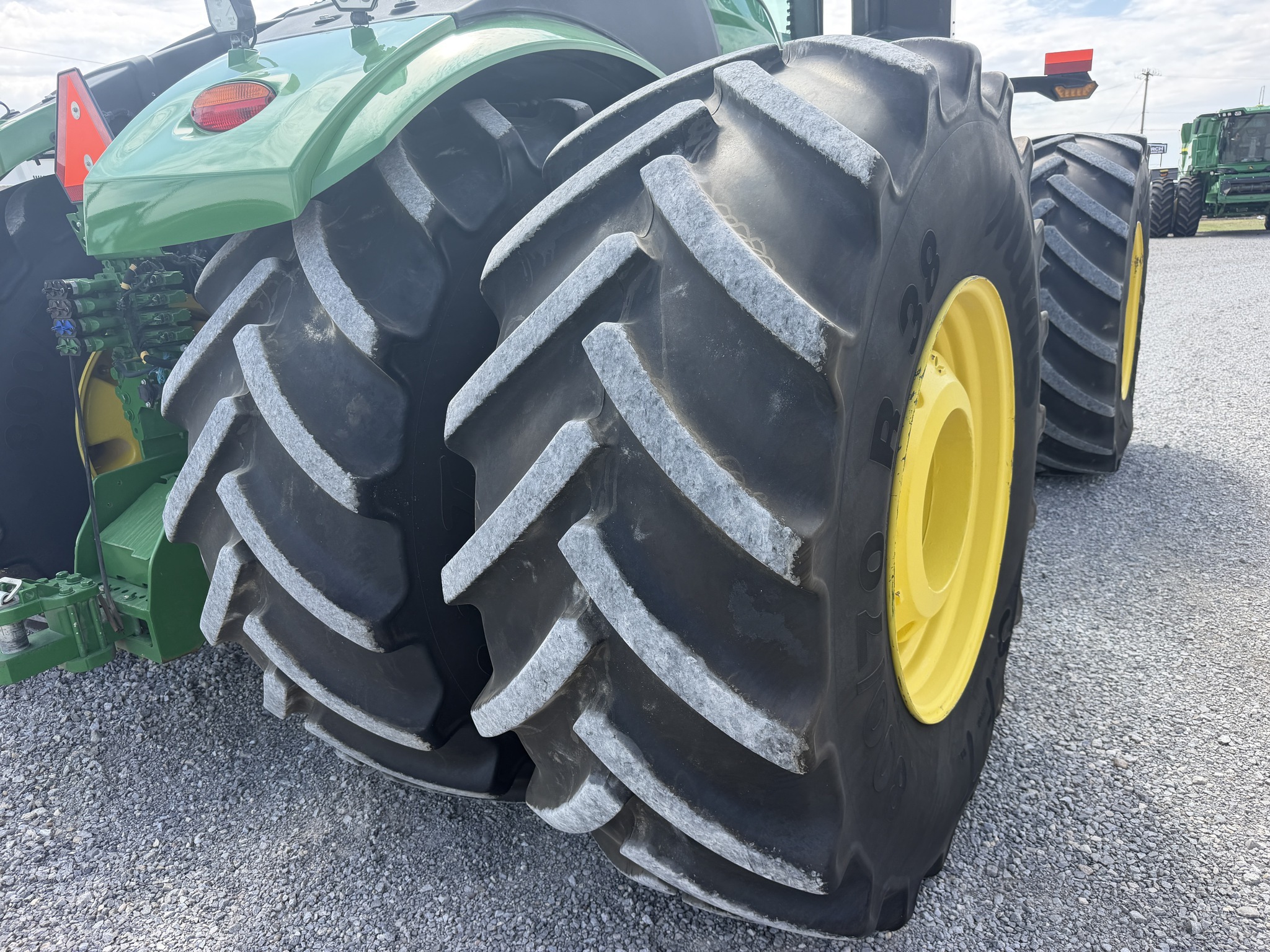 2023 John Deere 9R 490 Tractor