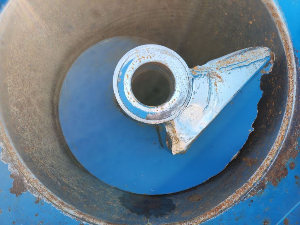  Kinze 1040 Grain Cart
