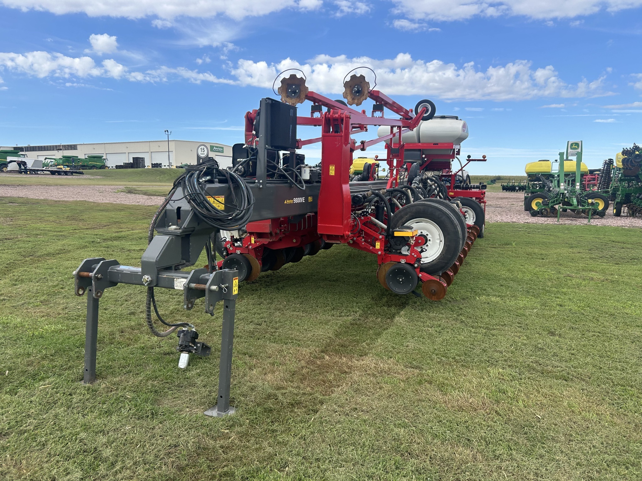2021 AGCO White 9824VE Planter
