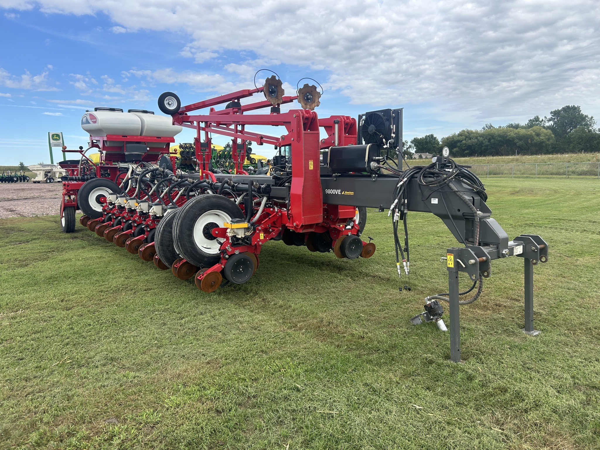 2021 AGCO White 9824VE Planter