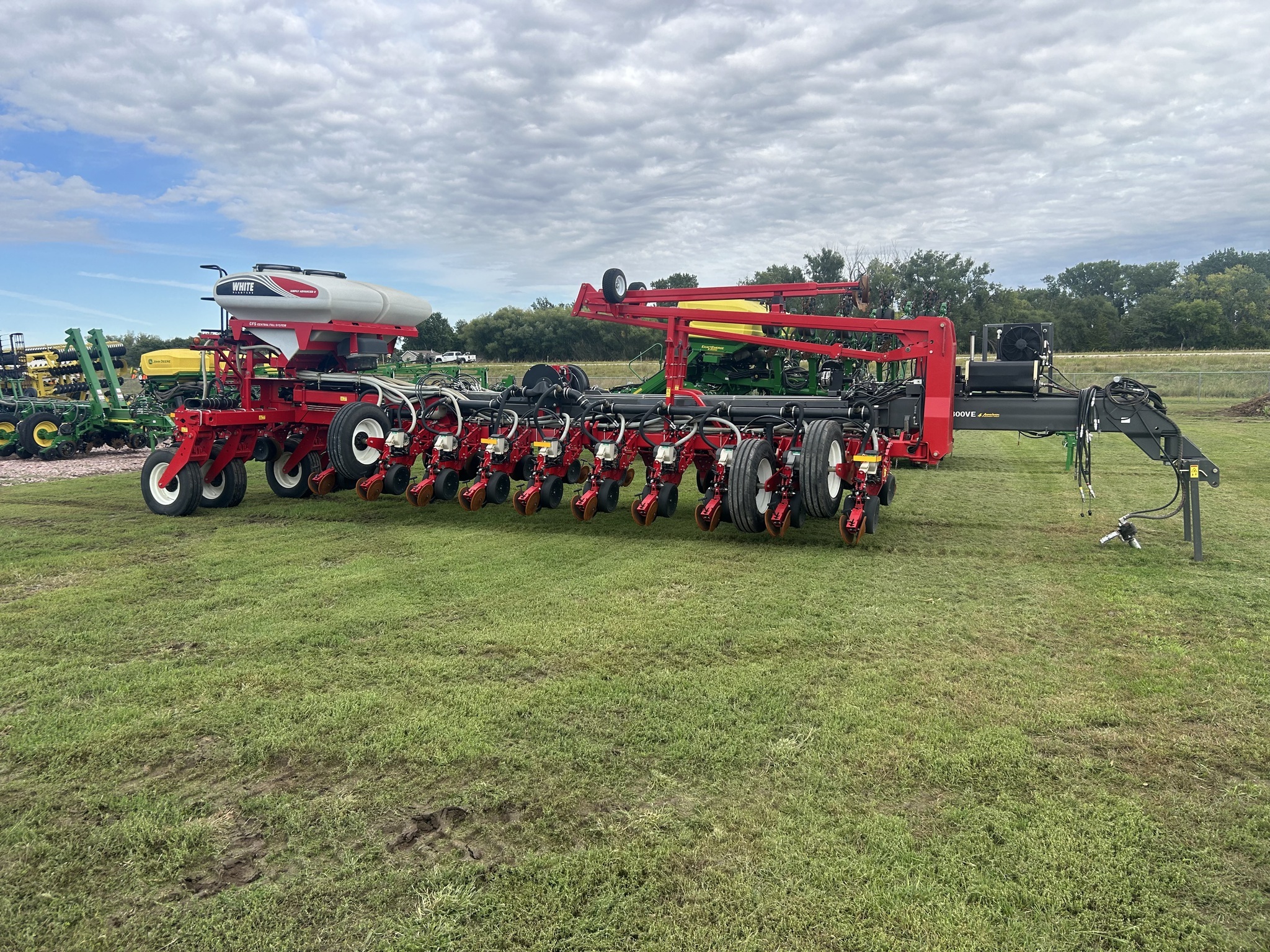 2021 AGCO White 9824VE Planter
