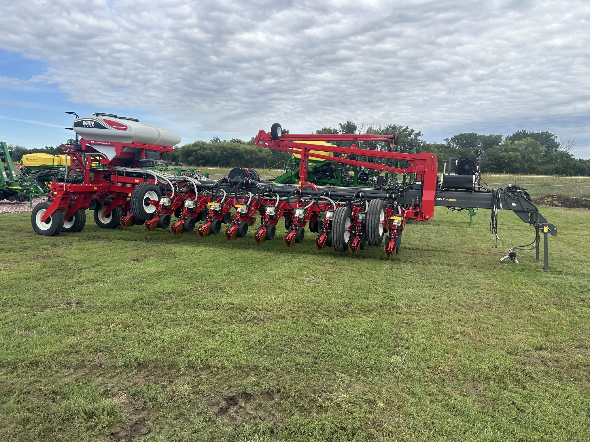 2021 AGCO White 9824VE Planter