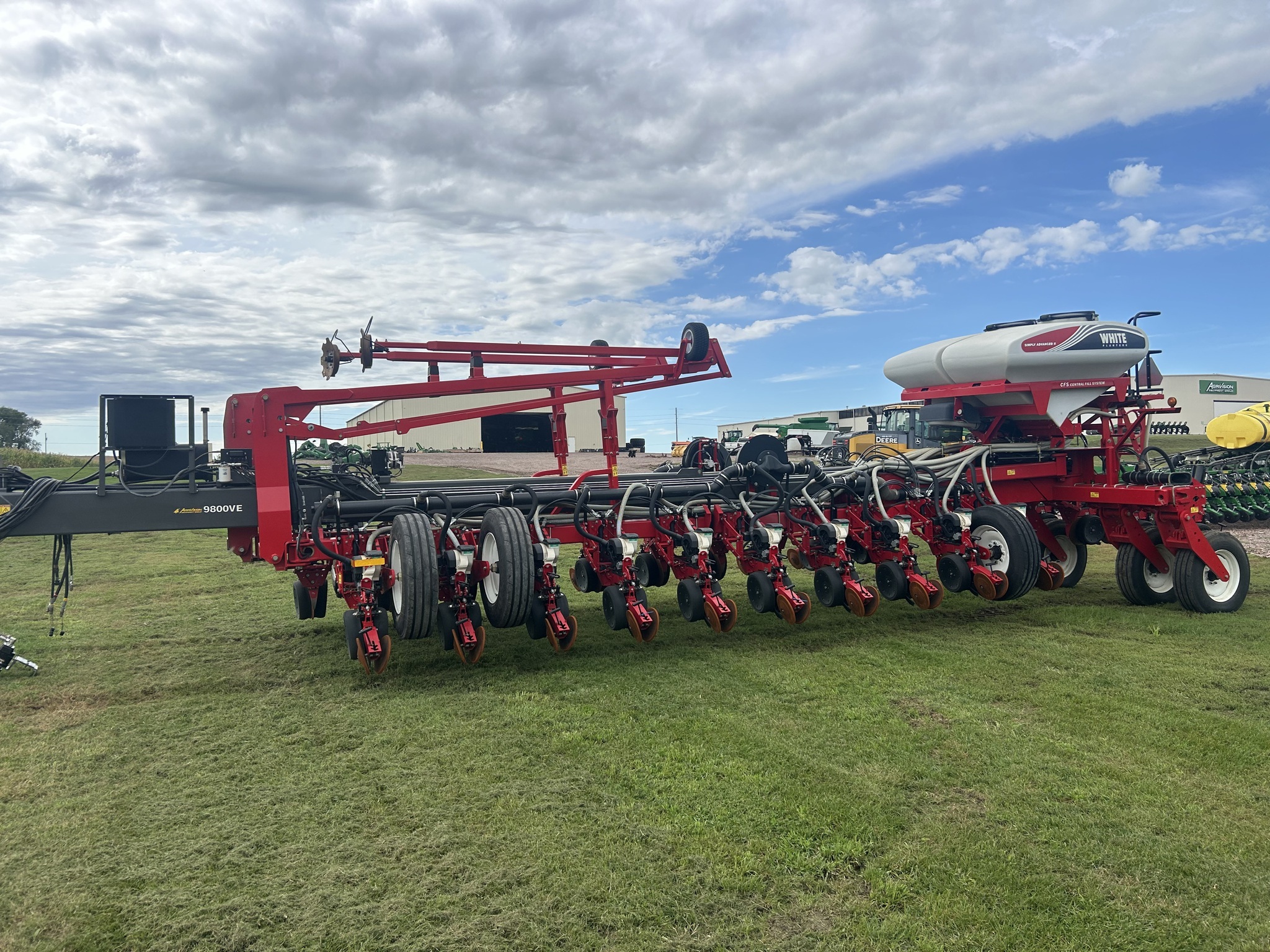 2021 AGCO White 9824VE Planter