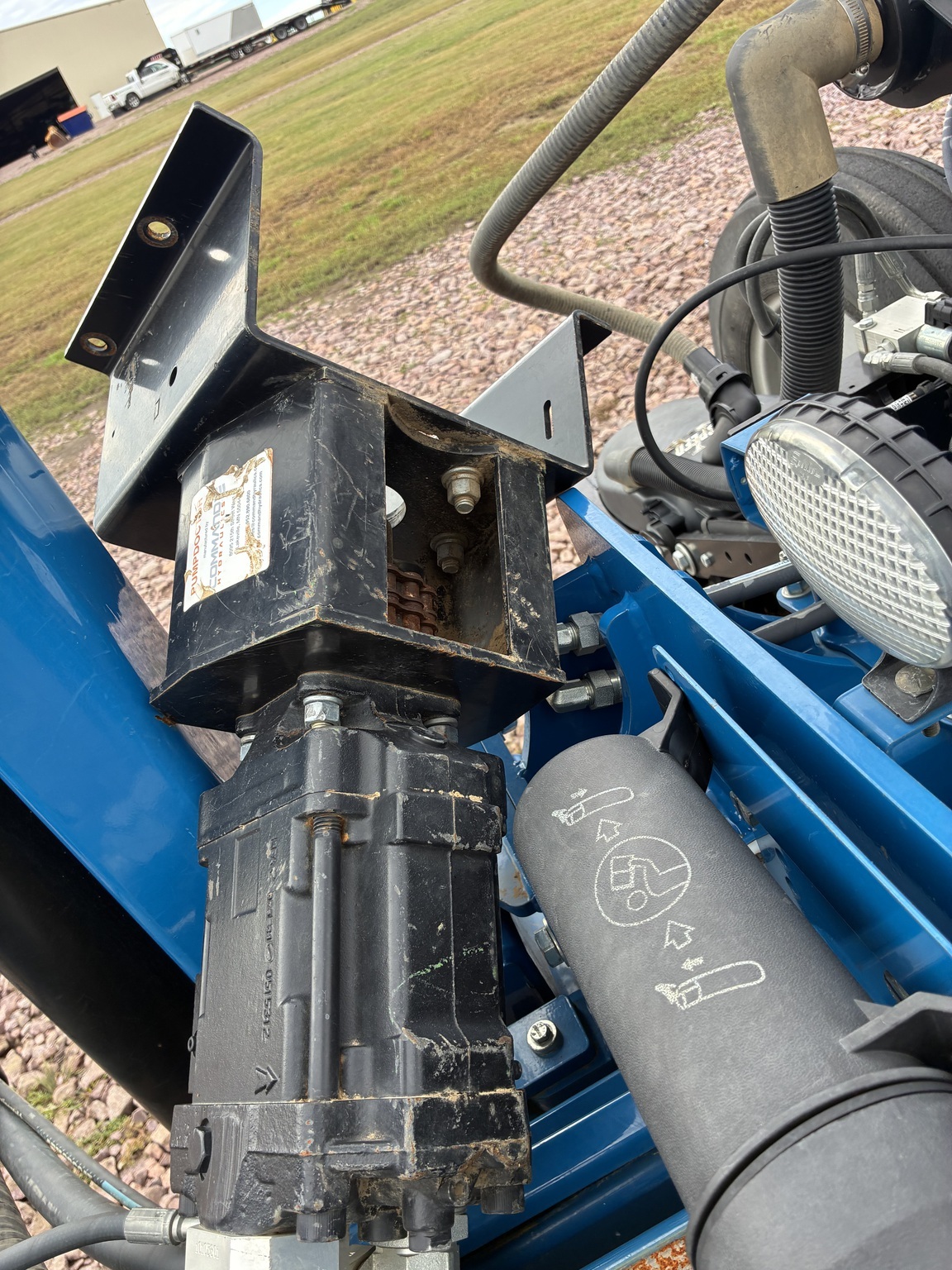 2023 Kinze 4905 Planter