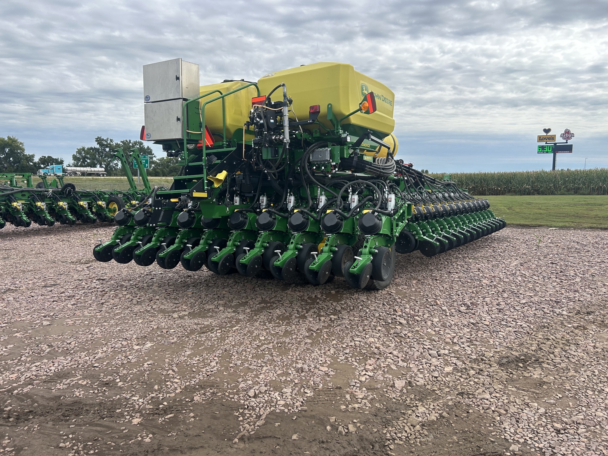 2022 John Deere DB60 Planter
