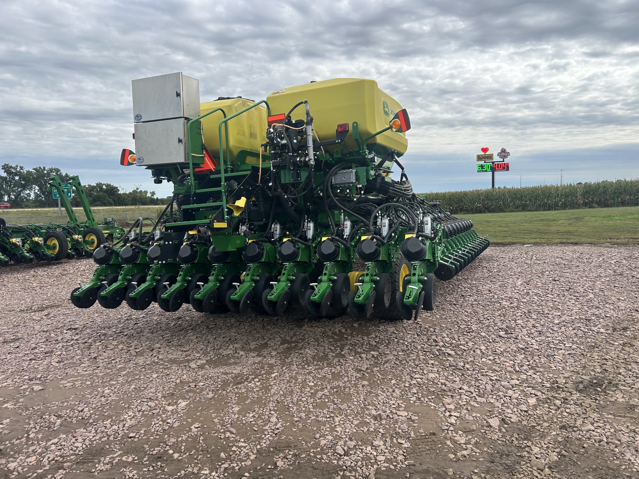 2022 John Deere DB60 Planter