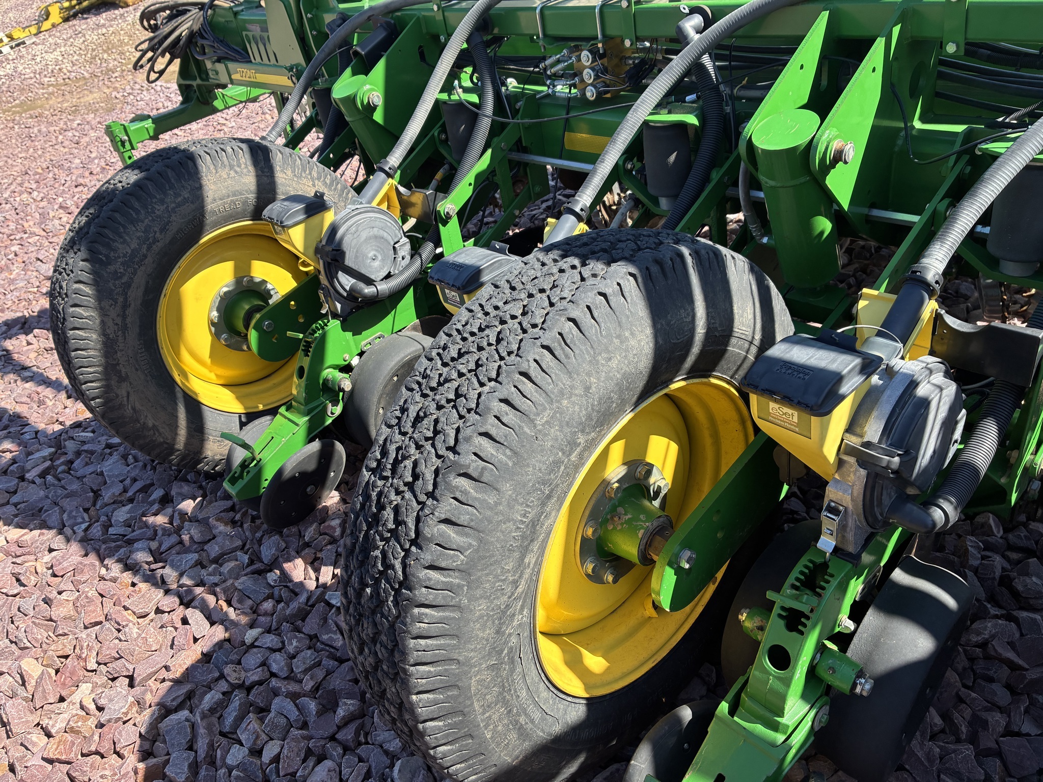 2010 John Deere 1770NT CCS Planter