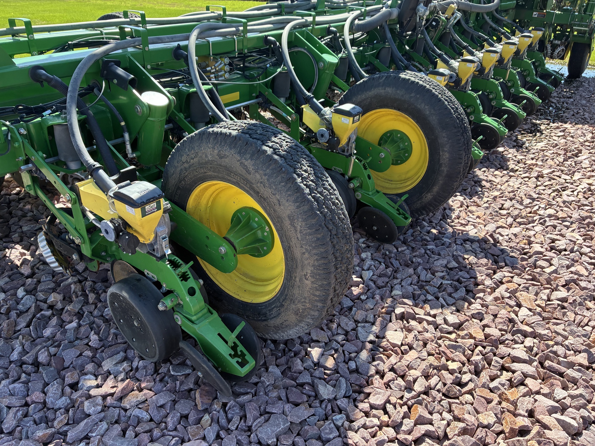 2010 John Deere 1770NT CCS Planter