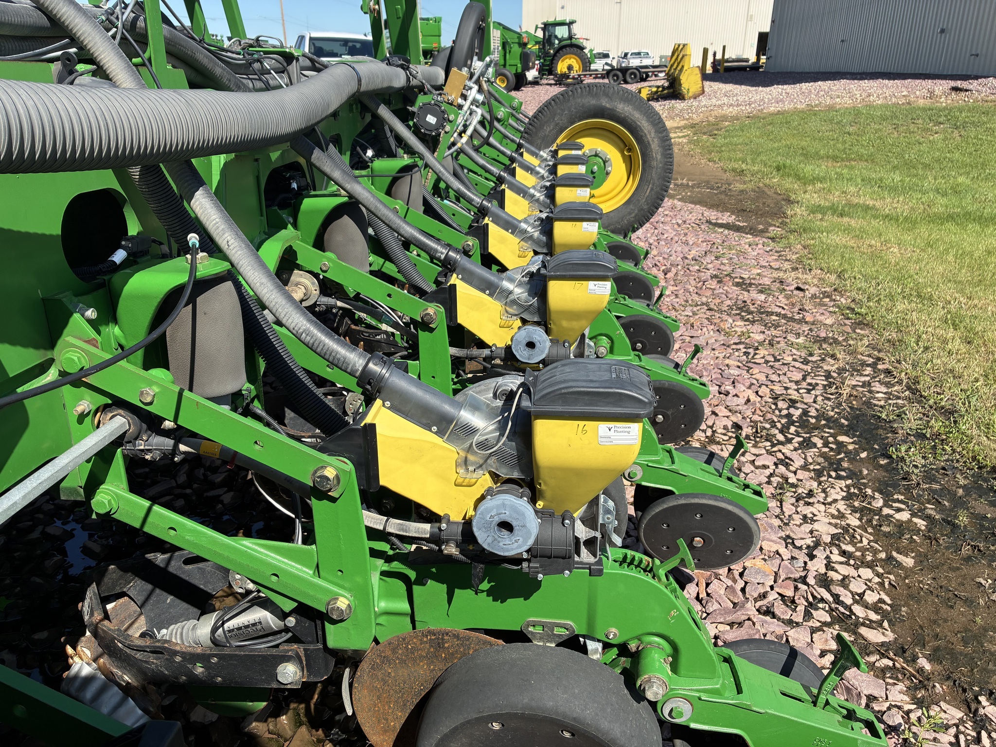 2010 John Deere 1770NT CCS Planter