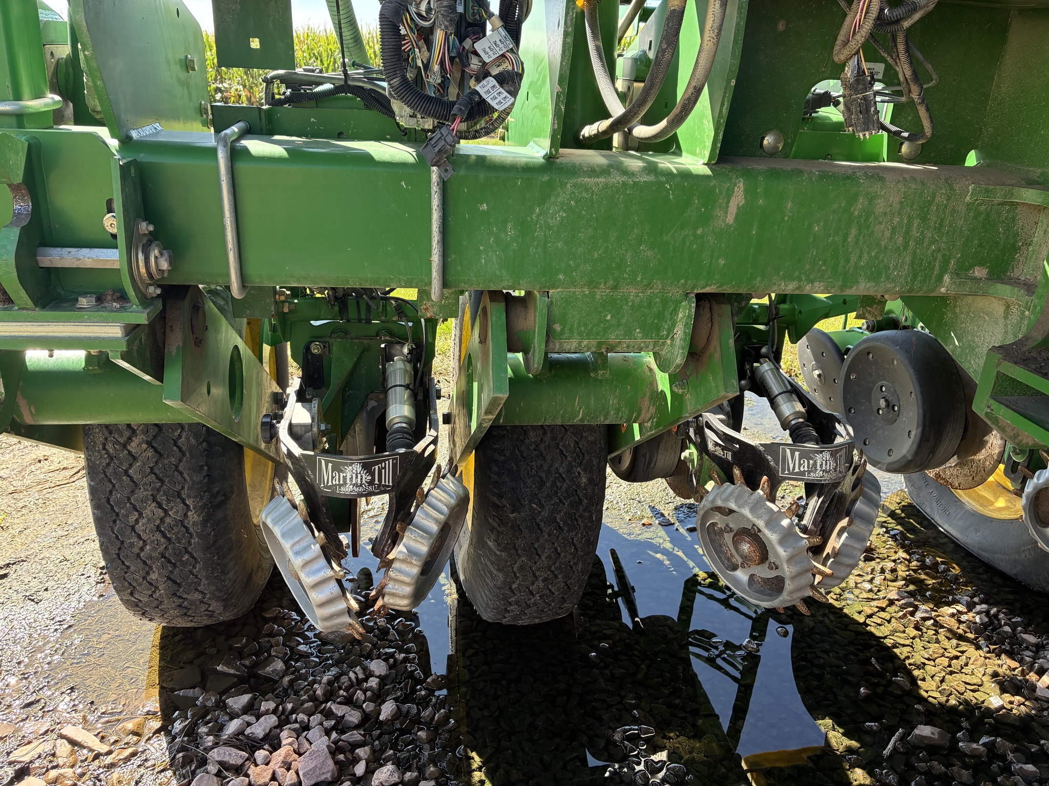 2010 John Deere 1770NT CCS Planter