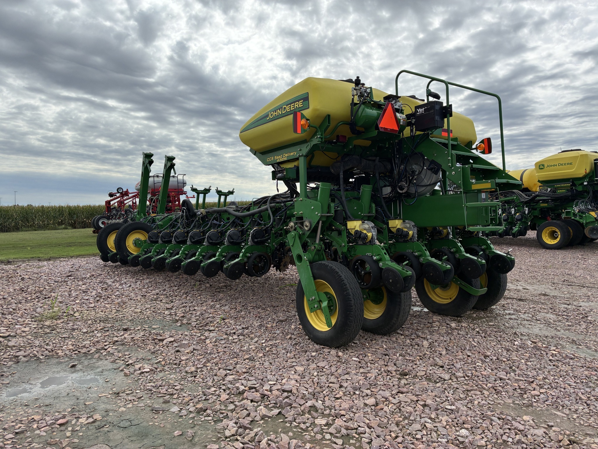 2012 John Deere 1770NT CCS Planter