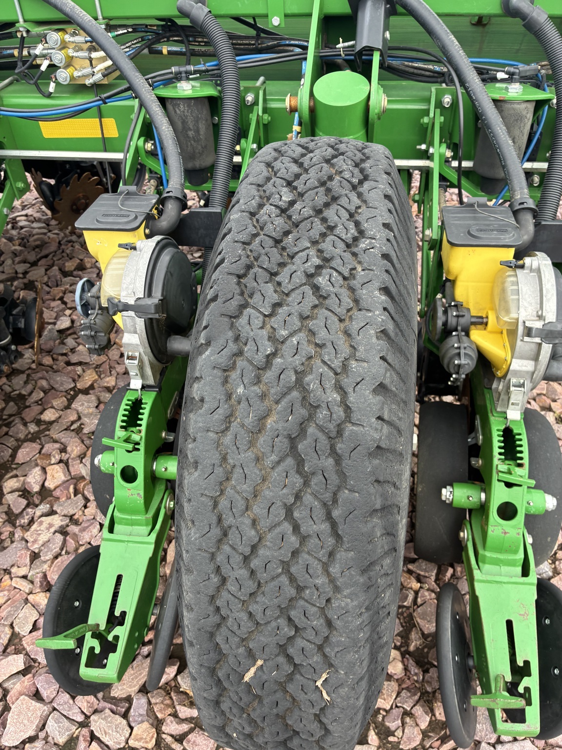 2012 John Deere 1770NT CCS Planter