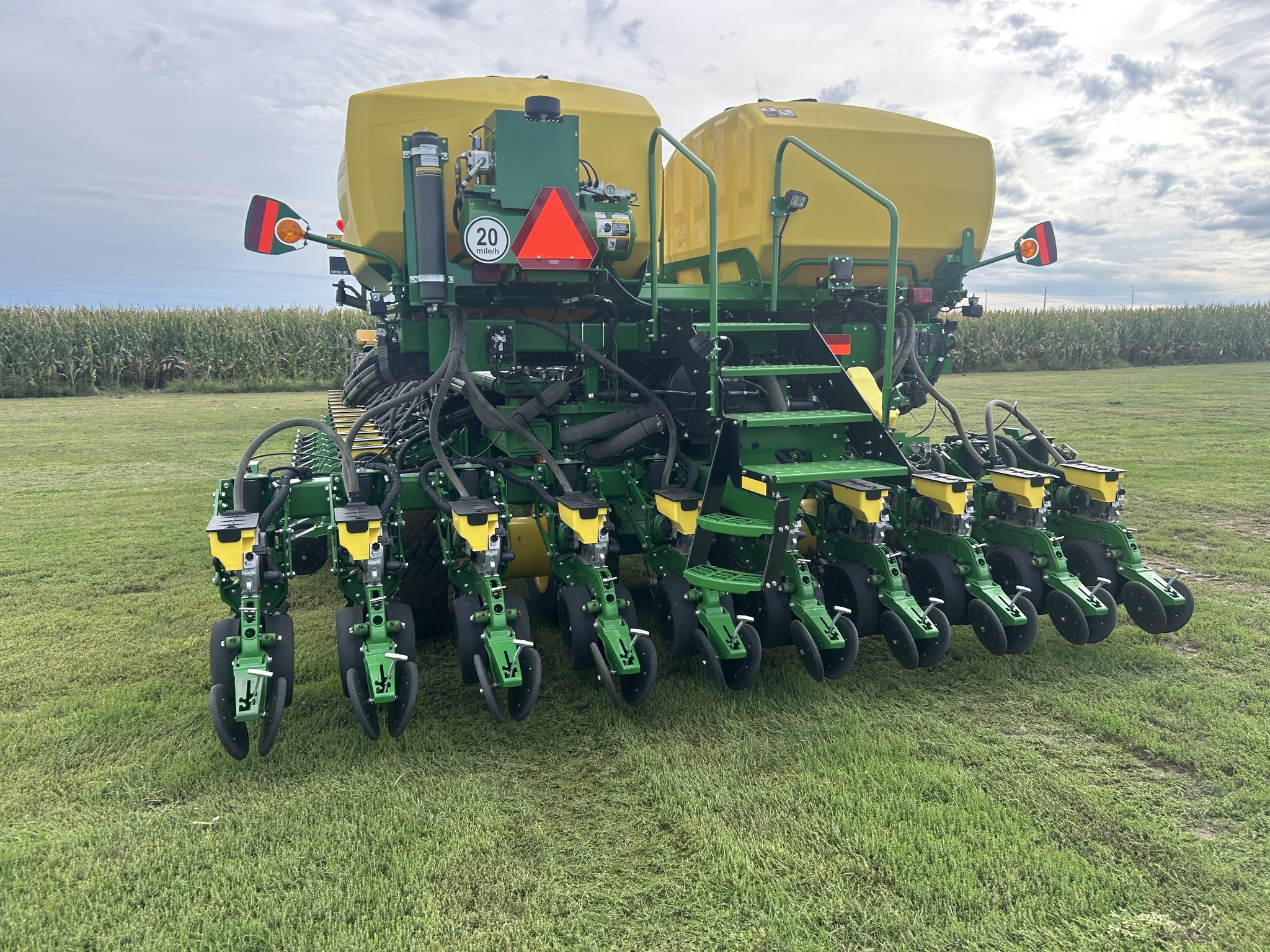 2025 John Deere DB60 Planter