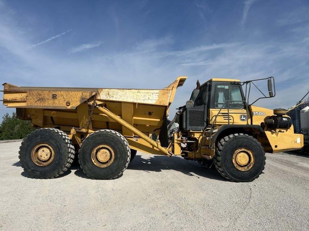2007 Deere 350D Forestry and Mining