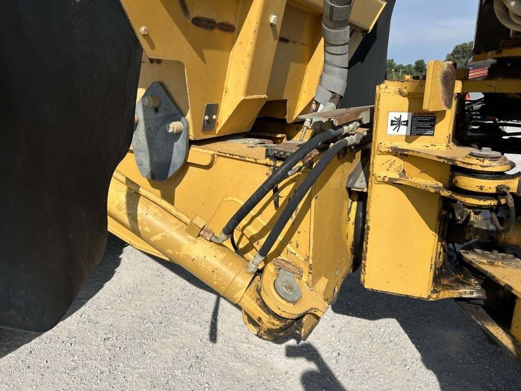 2007 Deere 350D Forestry and Mining