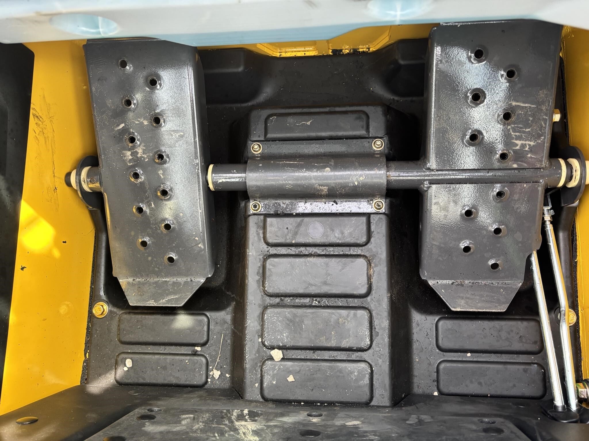 2027 New Holland L320 Skid Steer