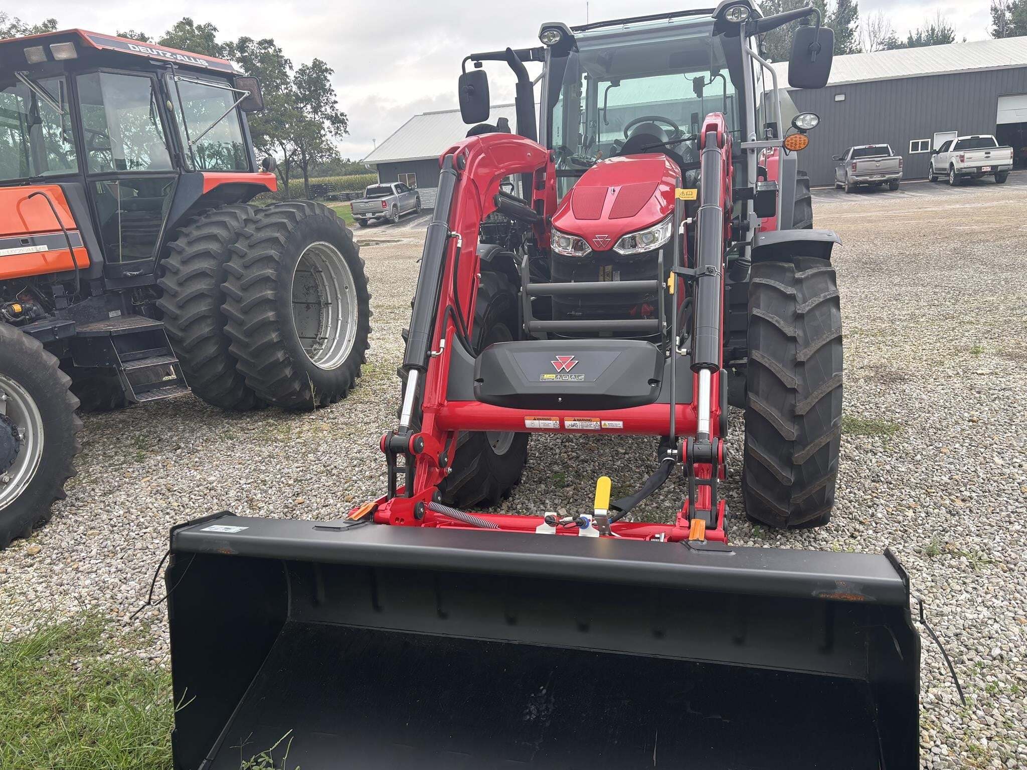 2026 Massey Ferguson 5M.145 Tractor