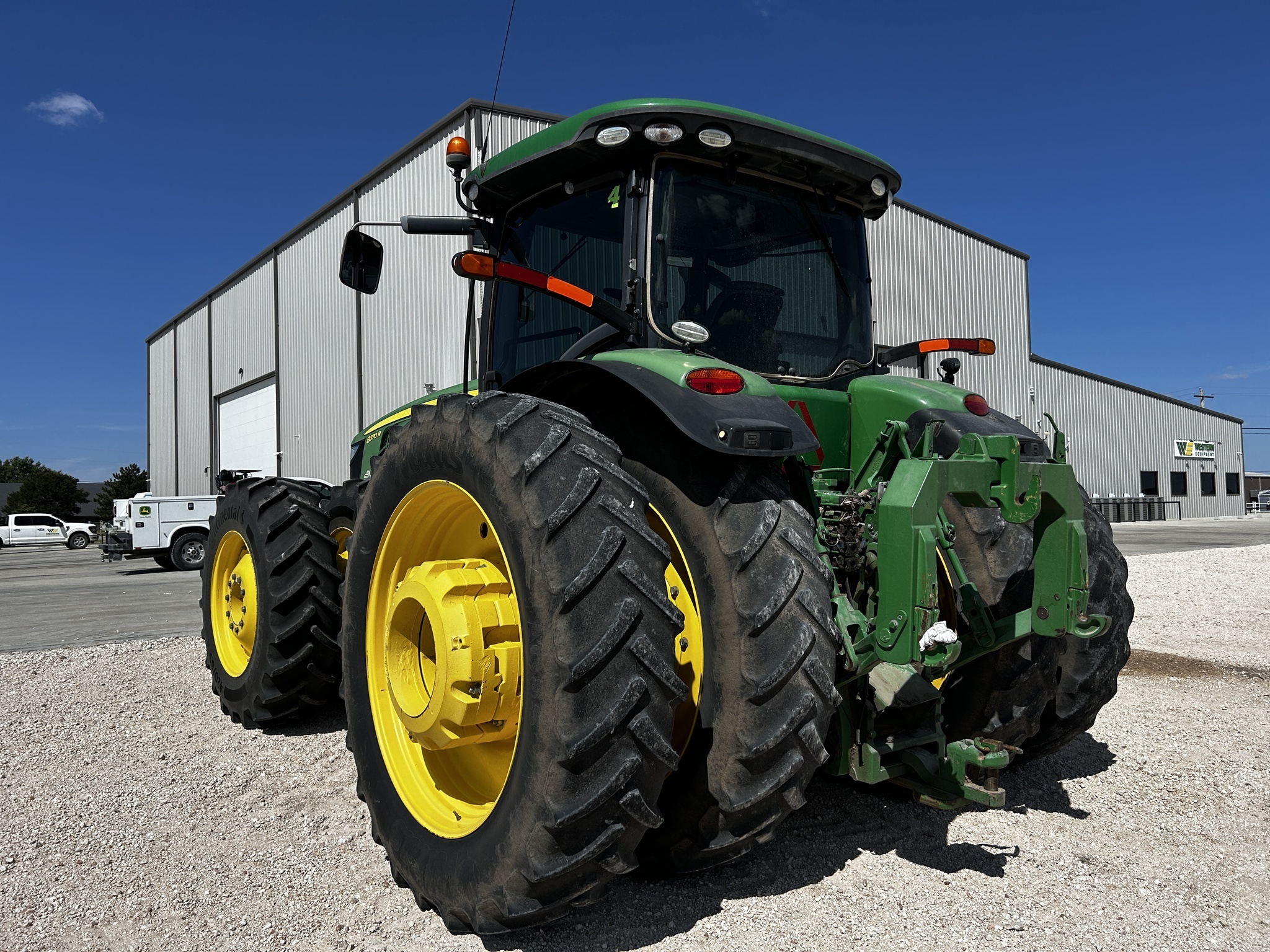2016 John Deere 8370R Tractor