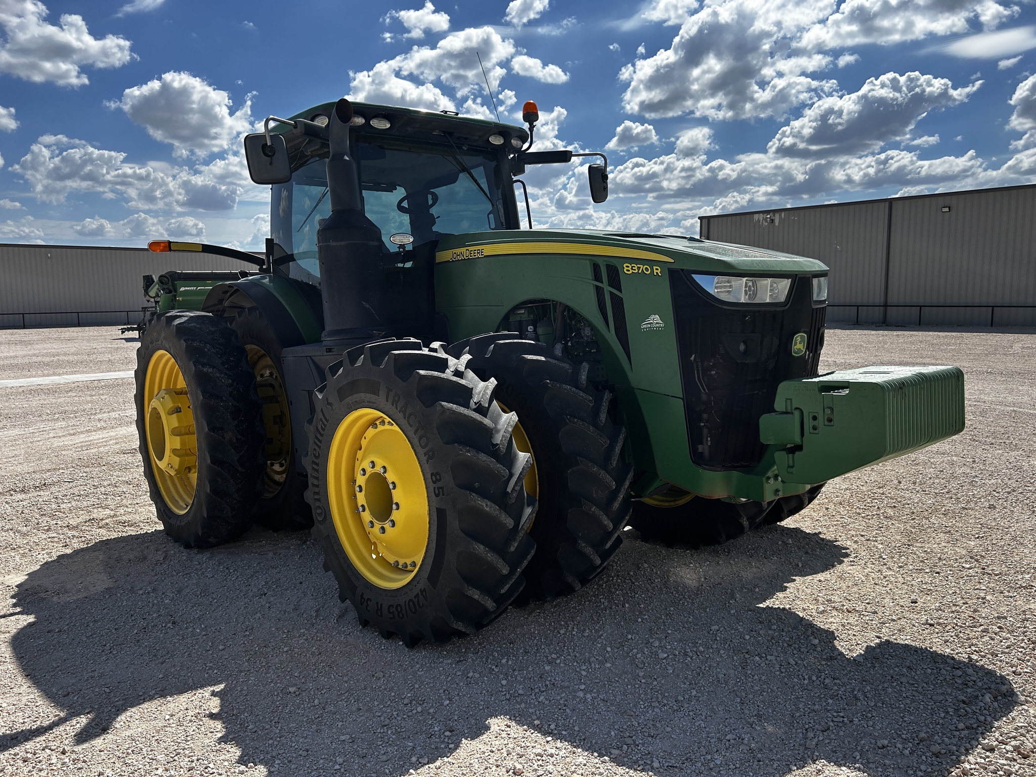 2016 John Deere 8370R Tractor