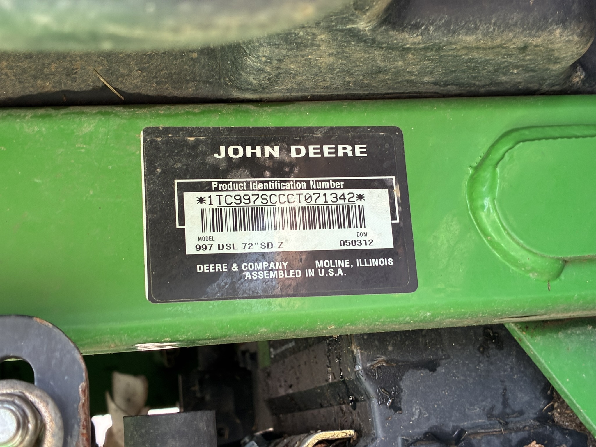 2012 John Deere 997 Lawn Mower