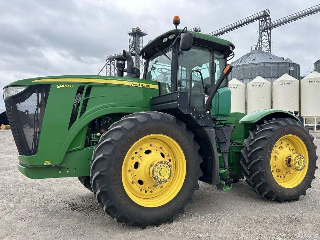 2014 John Deere 9410R Tractor