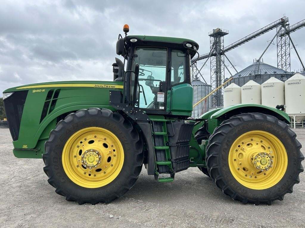 2014 John Deere 9410R Tractor