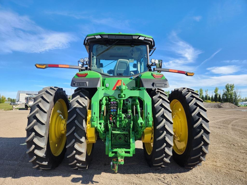 2025 John Deere 8R 340 Tractor