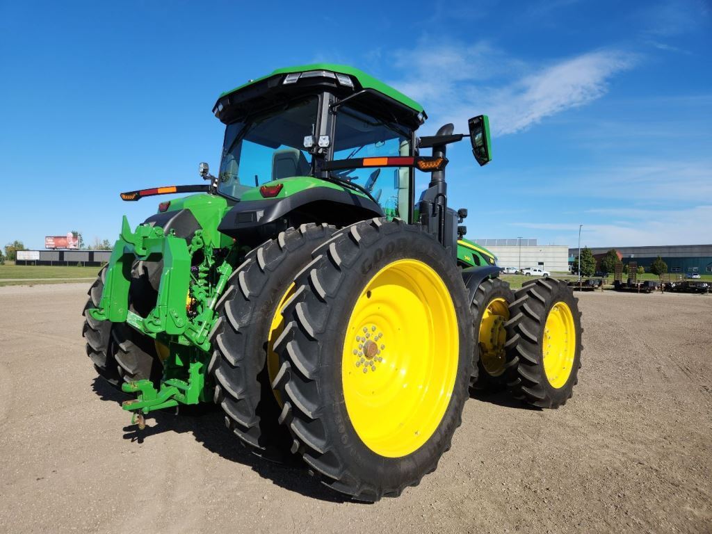 2025 John Deere 8R 340 Tractor