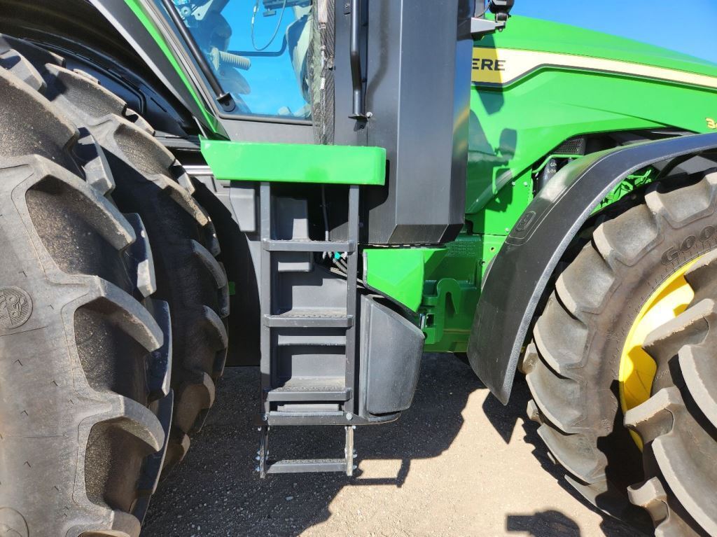 2025 John Deere 8R 340 Tractor