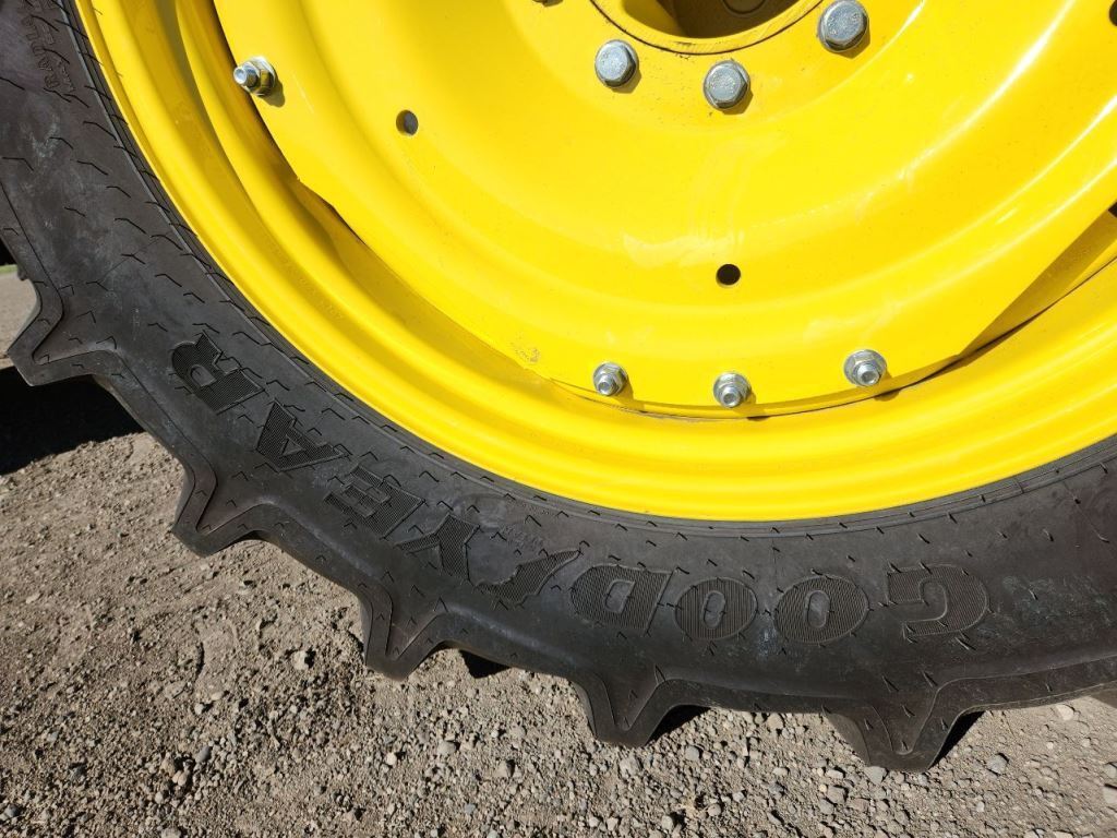 2025 John Deere 8R 340 Tractor