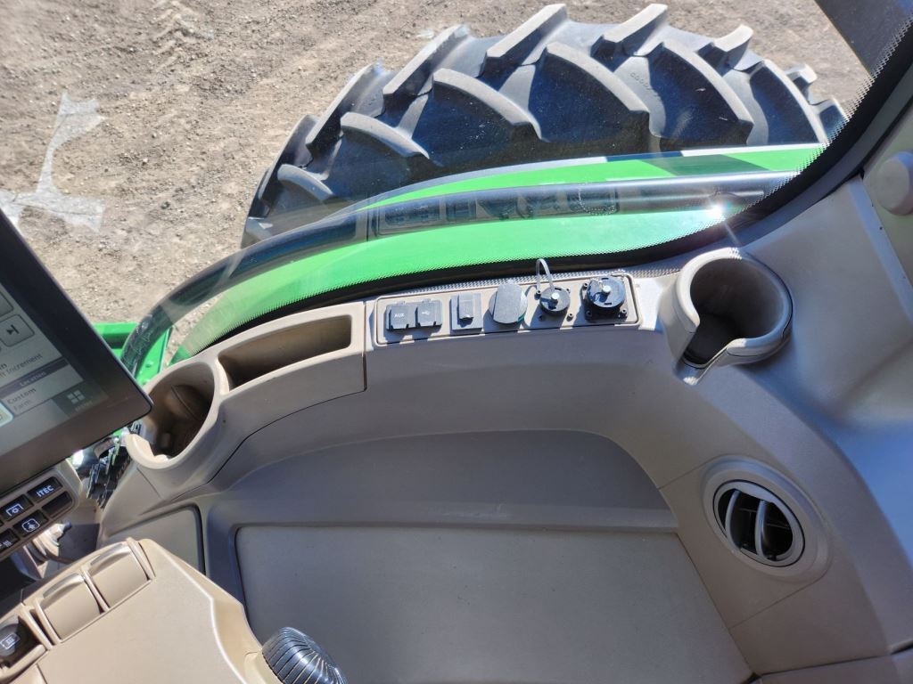2025 John Deere 8R 340 Tractor