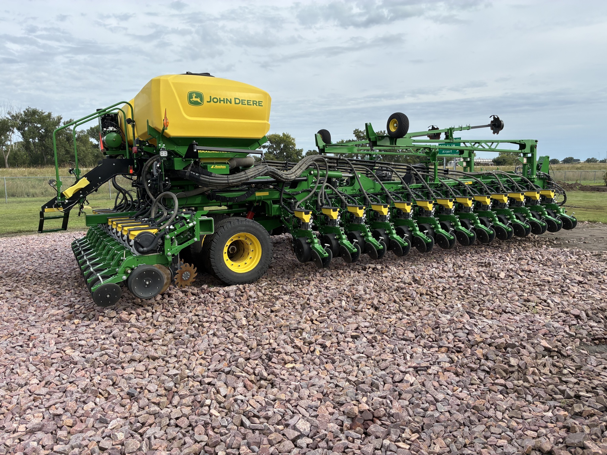 2025 John Deere DB60 Planter