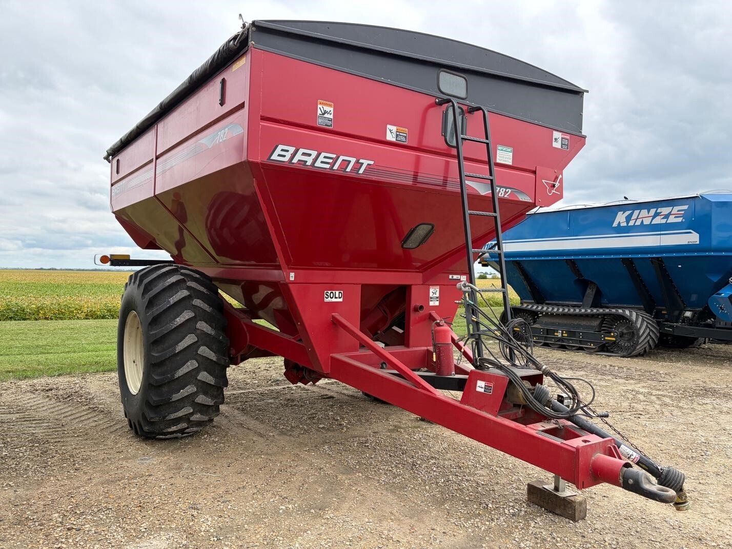 2010 Brent 782 Grain Cart