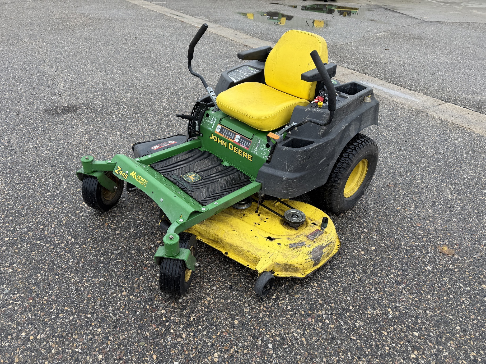 2012 John Deere Z445 Lawn Mower