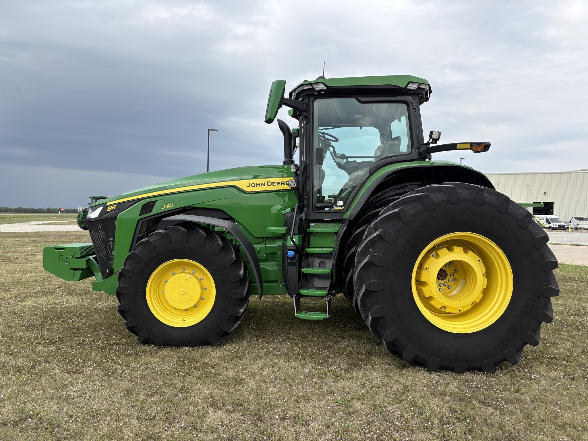 2025 John Deere 8R 340 Tractor