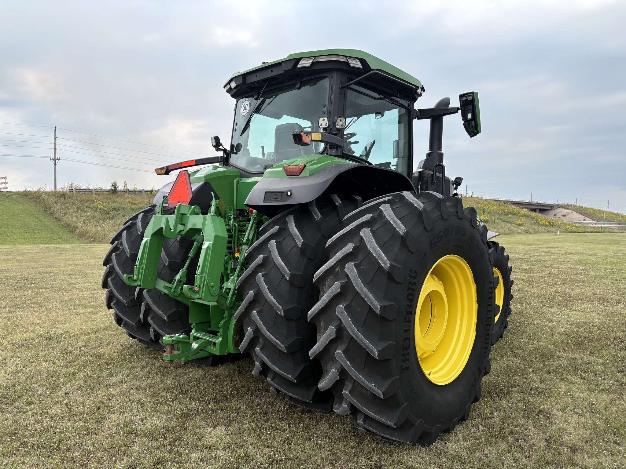 2025 John Deere 8R 340 Tractor