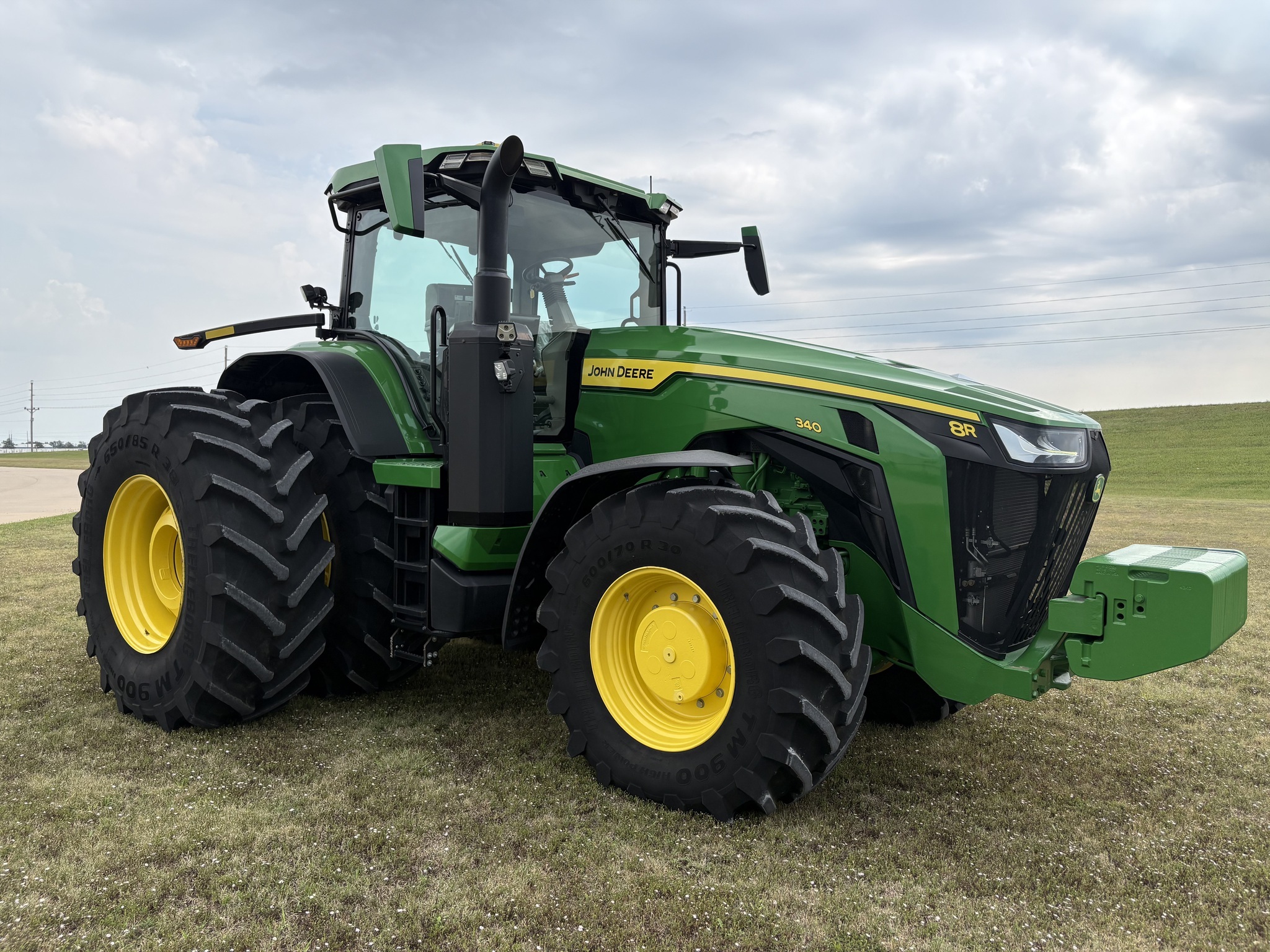 2025 John Deere 8R 340 Tractor